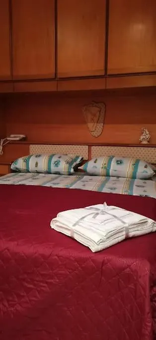 Apartament Napoli Residenza Castiglia 0*, Neapol